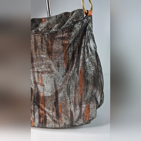 MALINI MURJANI EXOTIC HOBO POCKET LEATHER SHOULDER BAG SILVER BLACK ORANGE - Picture 9 of 16